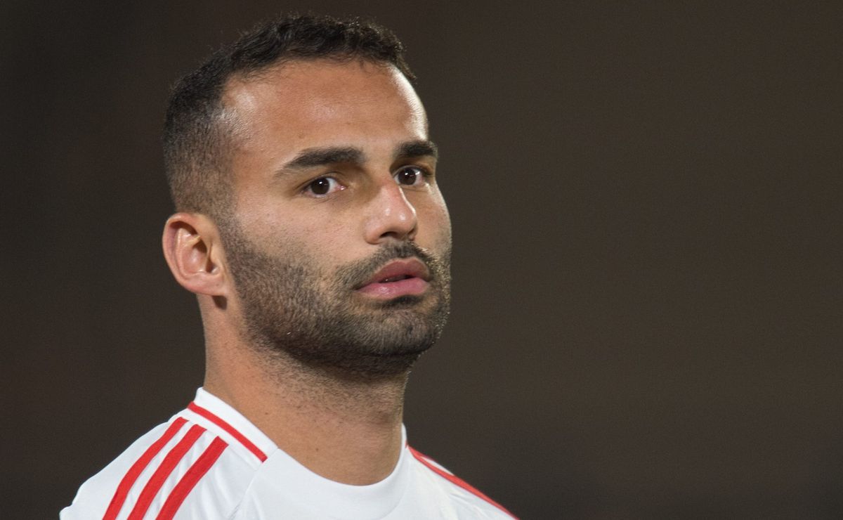 Thiago Maia segue no banco no Internacional mesmo invicto no ano e fase irregular de Pezzolano