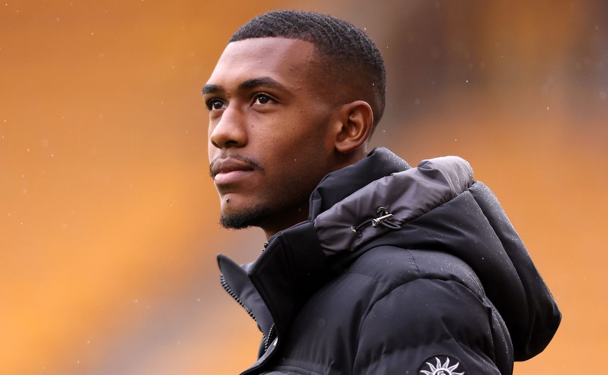 Ancelotti explica convocação de Rayan, ex-Vasco, e não poupa elogios: “É um jogador importante”