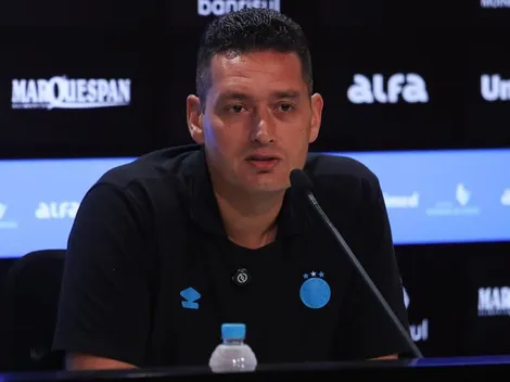 Grêmio encaminha demissão de Cyro Leães