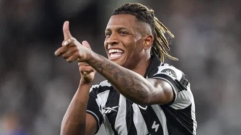 Volante faz grande temporada - Foto: Thiago Ribeiro/AGIF.