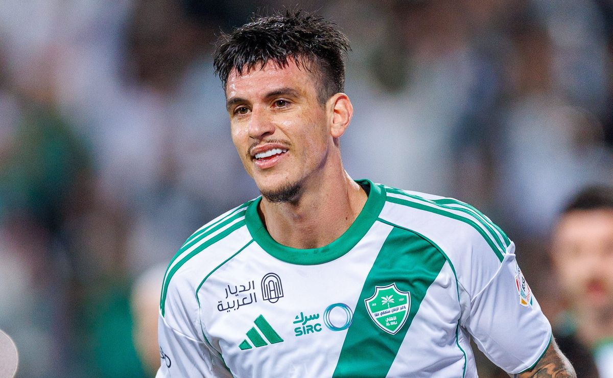 Roger Ibañez volta à Seleção Brasileira após dois anos e chama atenção pelos números no futebol árabe