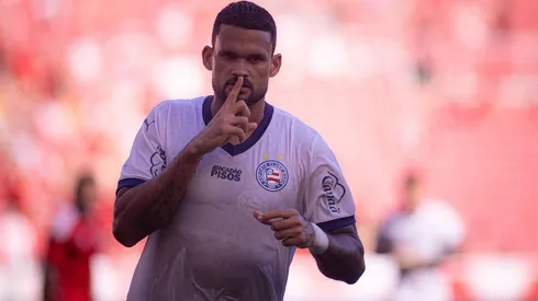 William José (Bahia) celebrando seu gol contra o Internacional, no dia 15.03.2026. Foto: Maxi Franzoi/AGIF