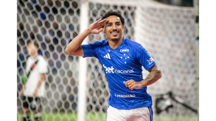 Cristian (Cruzeiro) celebrando seu gol contra o Vasco, no dia 15.03.2026. Foto: Fernando Moreno/AGIF