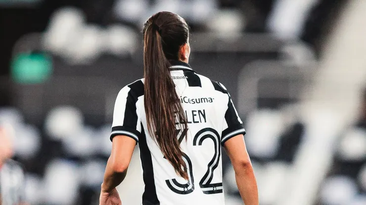 Ellen em campo pelo Botafogo - Foto: Beatriz Palmieri