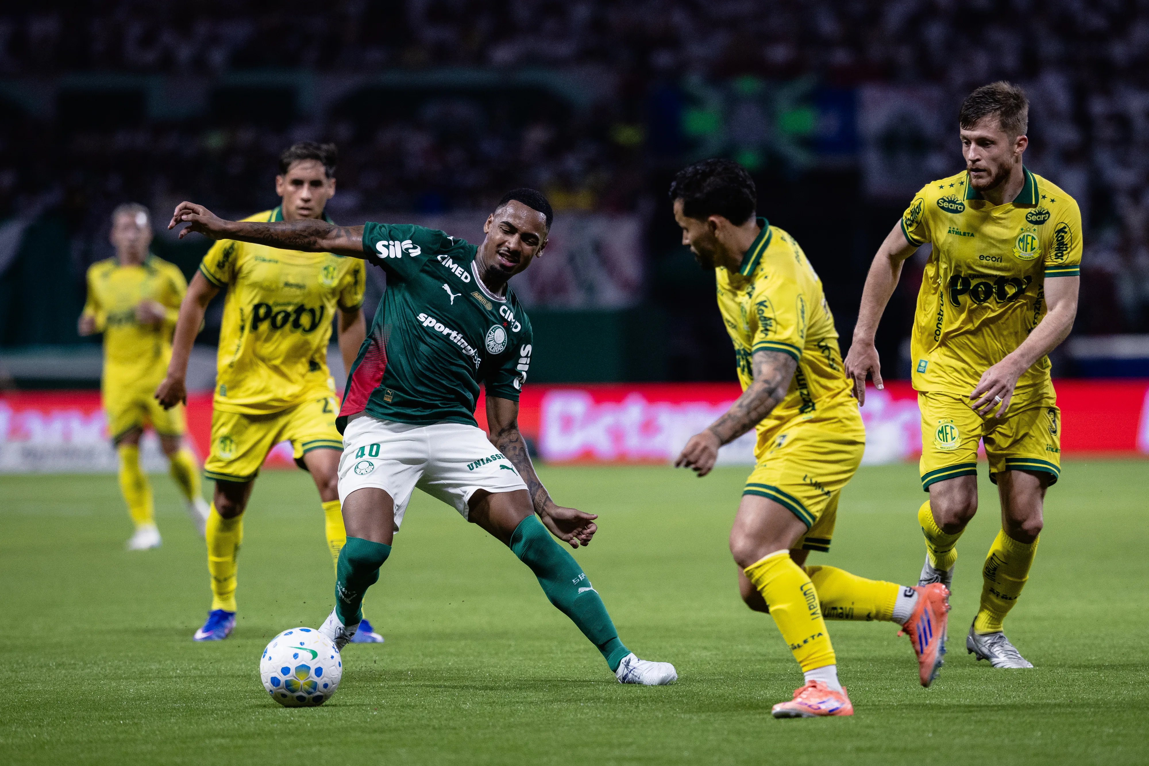 Allan jogador do Palmeiras durante partida contra o Mirassol. Foto: Ettore Chiereguini/AGIF