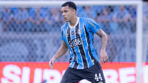 Viery cometeu o pênalti que evitou a vitória do Grêmio em Chapecó