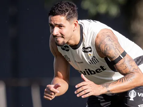 Lucas Veríssimo deve ganhar titularidade após reviravolta no Santos
