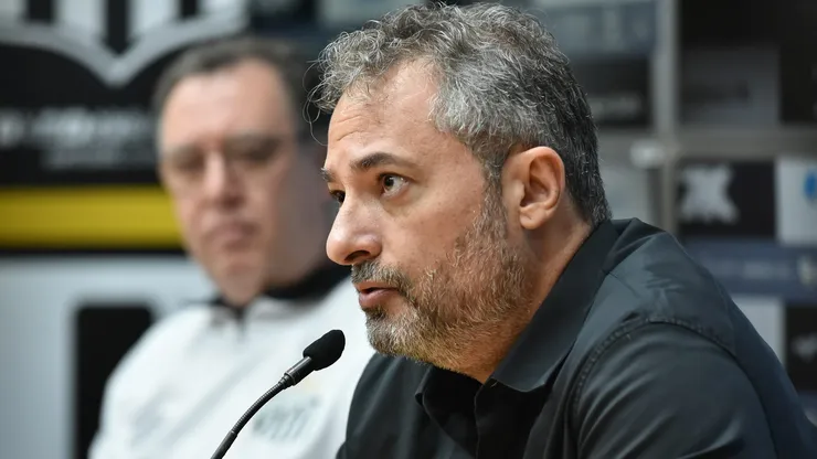 - Coletiva de imprensa do novo Diretor Executivo de Futebol do Santos FC, Alexandre Mattos.