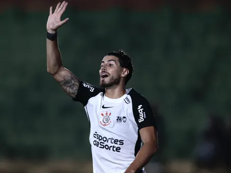 Corinthians avalia propostas e futuro de Pedro Raul
