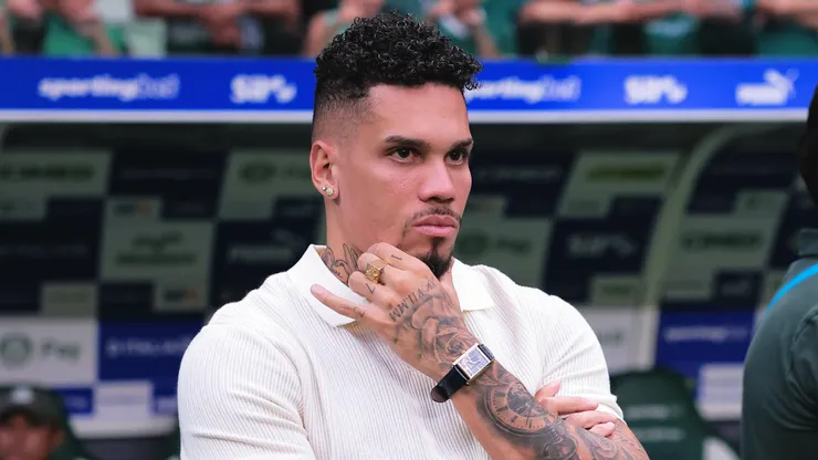 Paulinho jogador do Palmeiras antes de partida contra o Mirassol no estadio Arena Allianz Parque pelo campeonato Brasileiro A 2026.