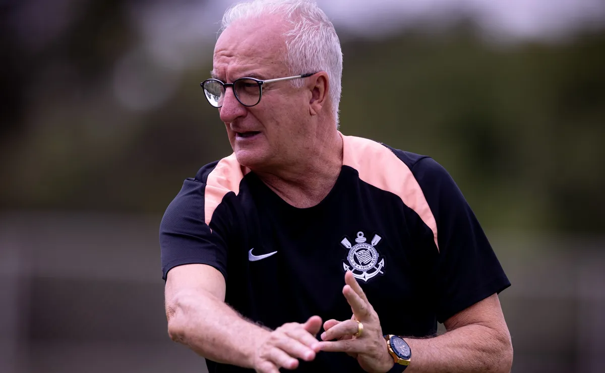 Dorival tem multa de cerca de R$ 6 milhões no Corinthians e saída exige acordo formal
