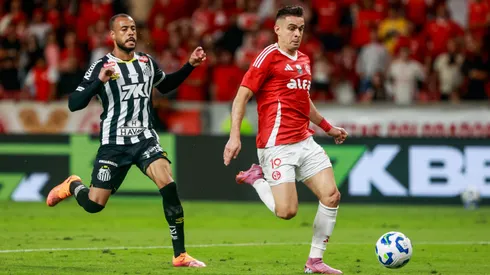 Santos x Internacional. Foto: Luiz Erbes/AGIF