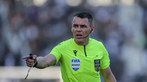 Paulo Cesar Zanovelli vai apitar Flamengo x Remo - Foto: Thiago Ribeiro/AGIF