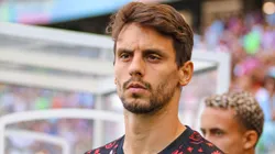BA - SALVADOR - 13/05/2023 - BRASILEIRO A 2023, BAHIA X FLAMENGO - Rodrigo Caio jogador do Flamengo durante aquecimento antes da partida contra o Bahia no estadio Arena Fonte Nova pelo campeonato BRASILEIRO A 2023. Foto: Renan Oliveira/AGIF