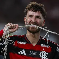 Pelo Flamengo, Léo Pereira celebra 1ª vez na Seleção e sonha com Copa
