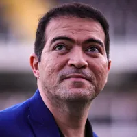 Corinthians topa oferecer jogadores ao Santos por João Paulo