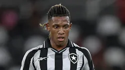 Danilo jogador do Flamengo durante partida contra o Botafogo no estadio Engenhao pelo campeonato Brasileiro A 2026. Foto: Thiago Ribeiro/AGIF