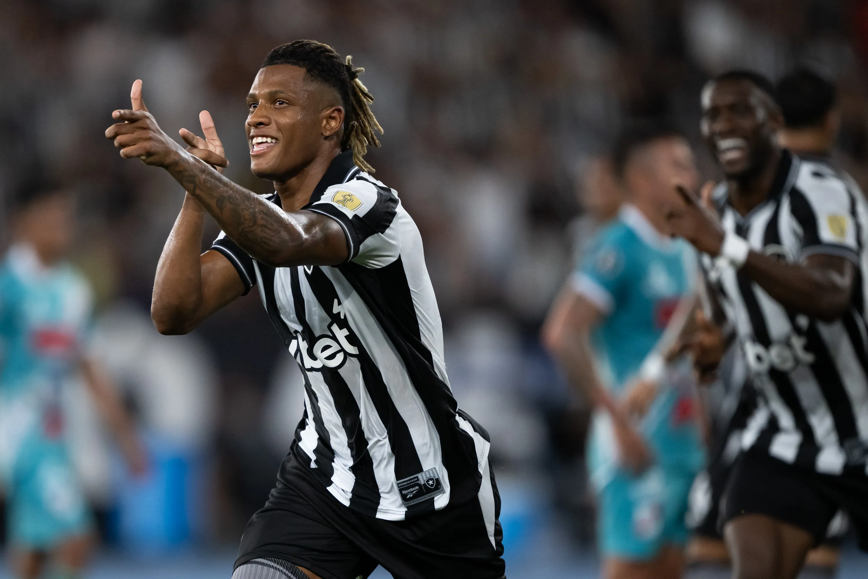 Danilo jogador do Botafogo comemora seu gol durante partida contra o Nacional Potosi no estadio Engenhao pelo campeonato Copa Libertadores 2026. Foto: Jorge Rodrigues/AGIF