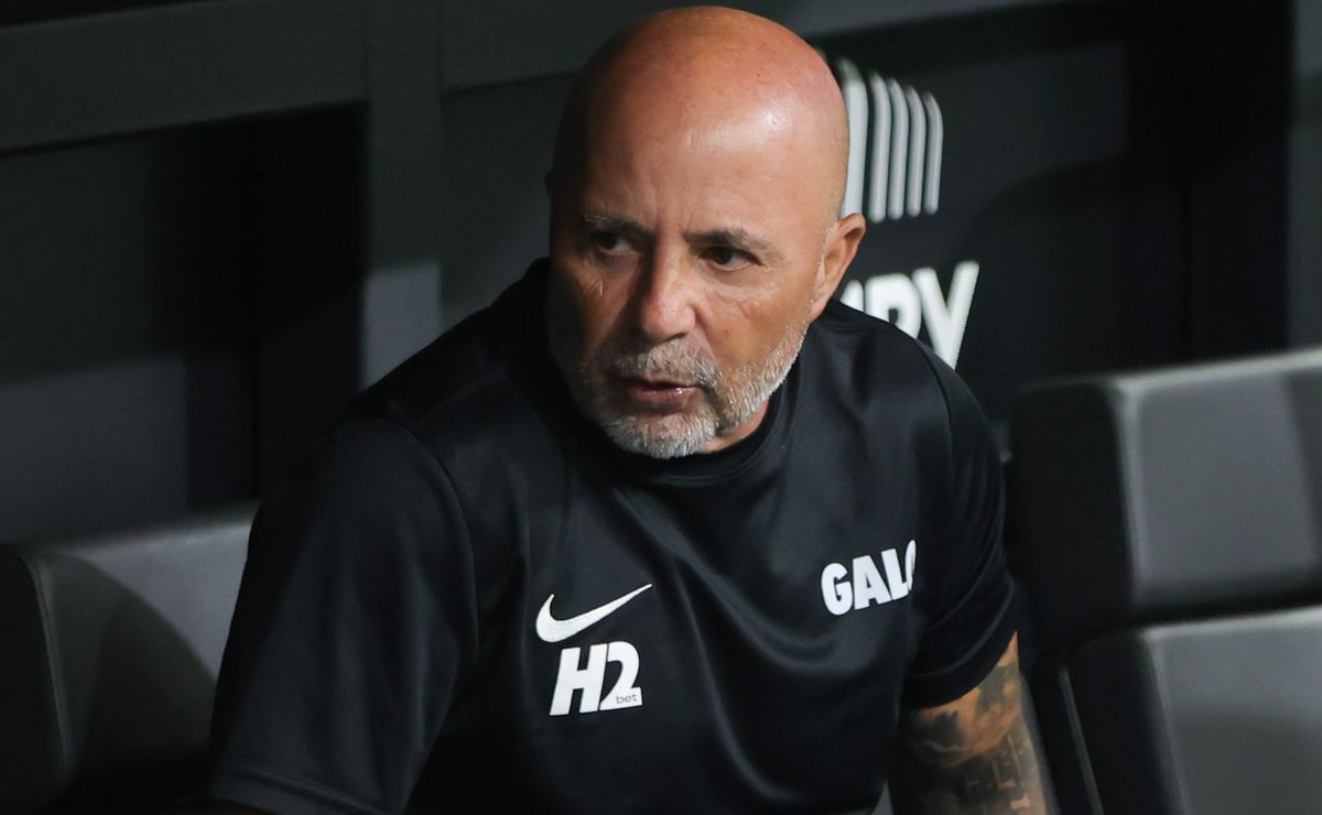 Paulo Bracks revela que Sampaoli pediu meia “caríssimo” no Atlético-MG: “Talvez seria a maior contratação”