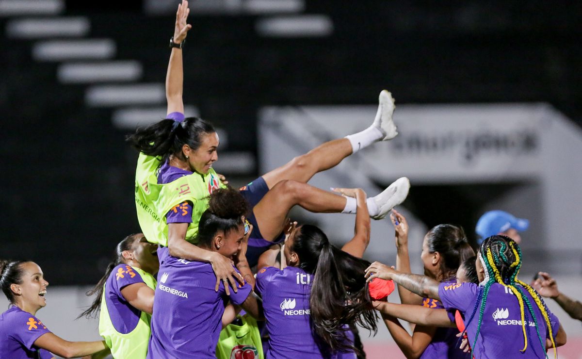 Brasil se prepara para a Copa do Mundo Feminina de 2027 após trajetória de resistência no futebol