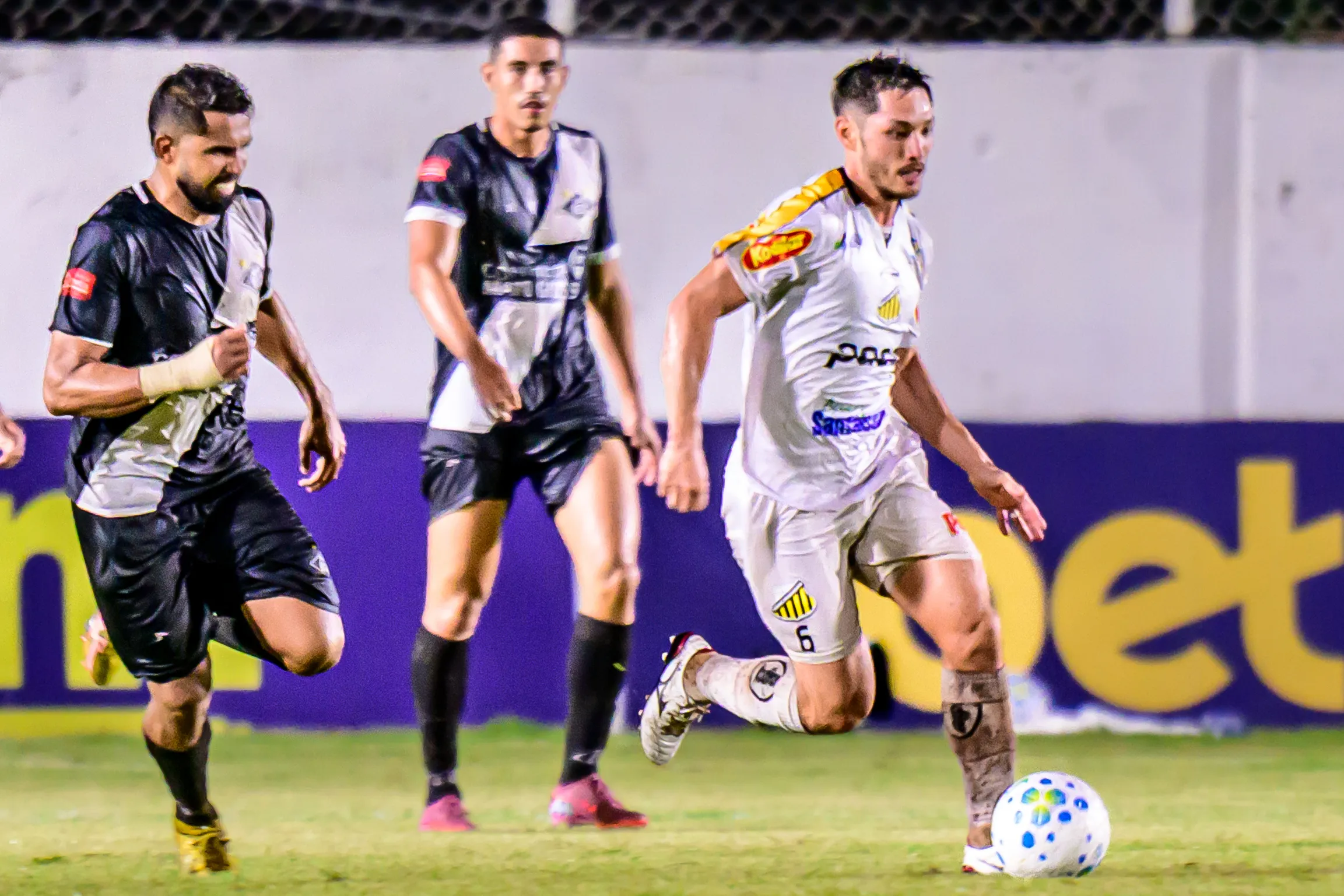 Copa do Brasil define 12 classificados antes das entrada dos times da Série A. Foto: Francisco Alves/AGIF