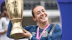 Kelly Chiavaro é a nova contratação do Inter - Foto: Bruno Vaz/Santos FC