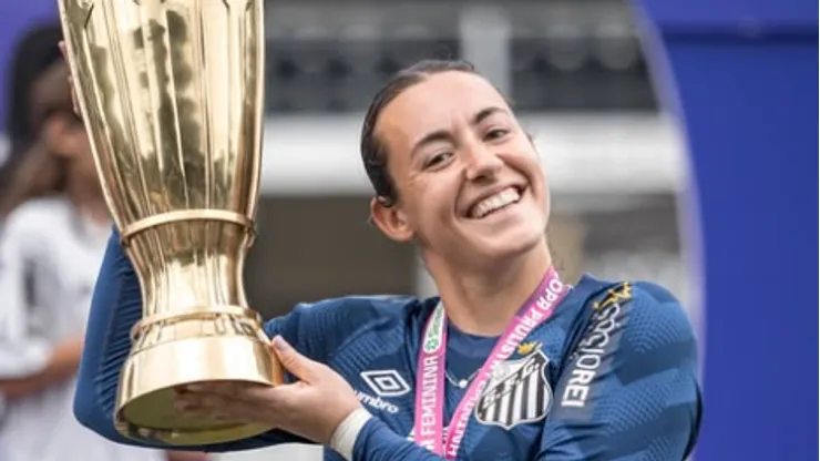 Kelly Chiavaro é a nova contratação do Inter - Foto: Bruno Vaz/Santos FC