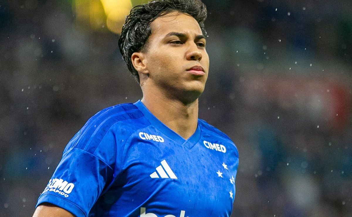 Flamengo mantém interesse em Kaio Jorge mas não fará nova investida pelo atacante no mercado