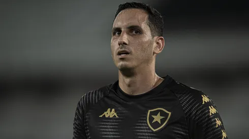 Gatito Fernandez durante sua passagem pelo Botafogo durante aquecimento antes da partida contra o Boavista no estadio Engenhao pelo campeonato Carioca 2022.