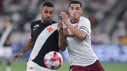 Paulo Henrique e Serna durante o clássico carioca - Foto: Thiago Ribeiro/AGIF