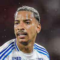 Athletico e Cruzeiro perdem camisas 10 em reencontro com interino