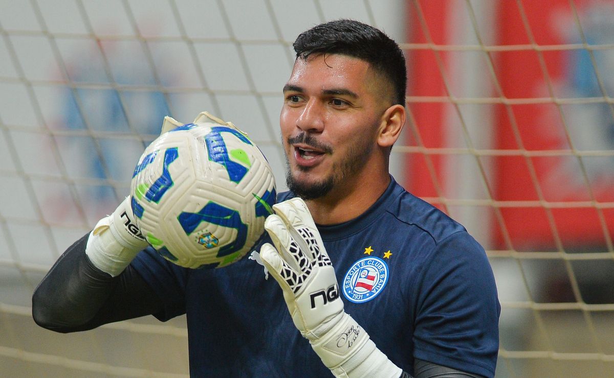 Troca de Pedro Raul e Alex Santana pelo goleiro João Paulo é sugerida pelos torcedores do Corinthians