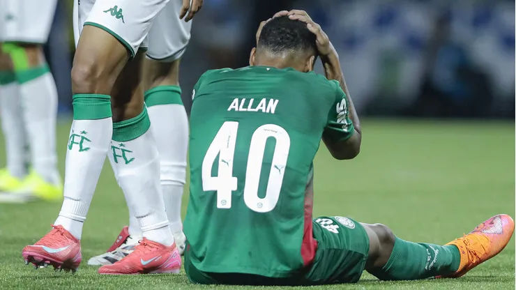Allan precisa ter cuidado contra Botafogo para não desfalcar Palmeiras contra o São Paulo no fim de semana