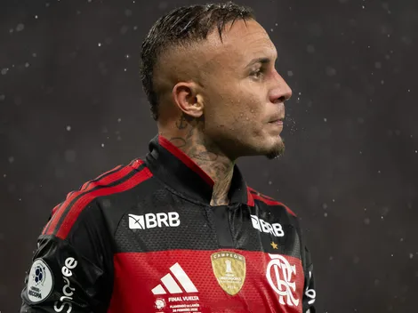 Grêmio pode assinar pré-contrato com Everton Cebolinha