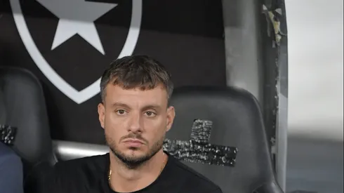 Martín Anselmi está na berlinda no Botafogo.