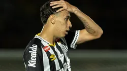 Gabriel Bontempo é desfalque do Santos.