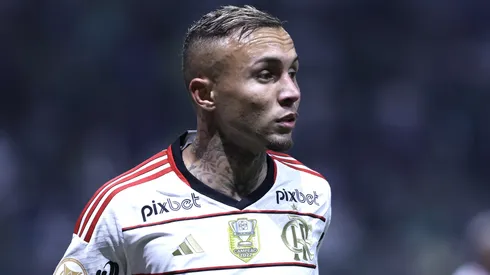 Atacante tem o futuro incerto - Foto: Marcello Zambrana/AGIF.