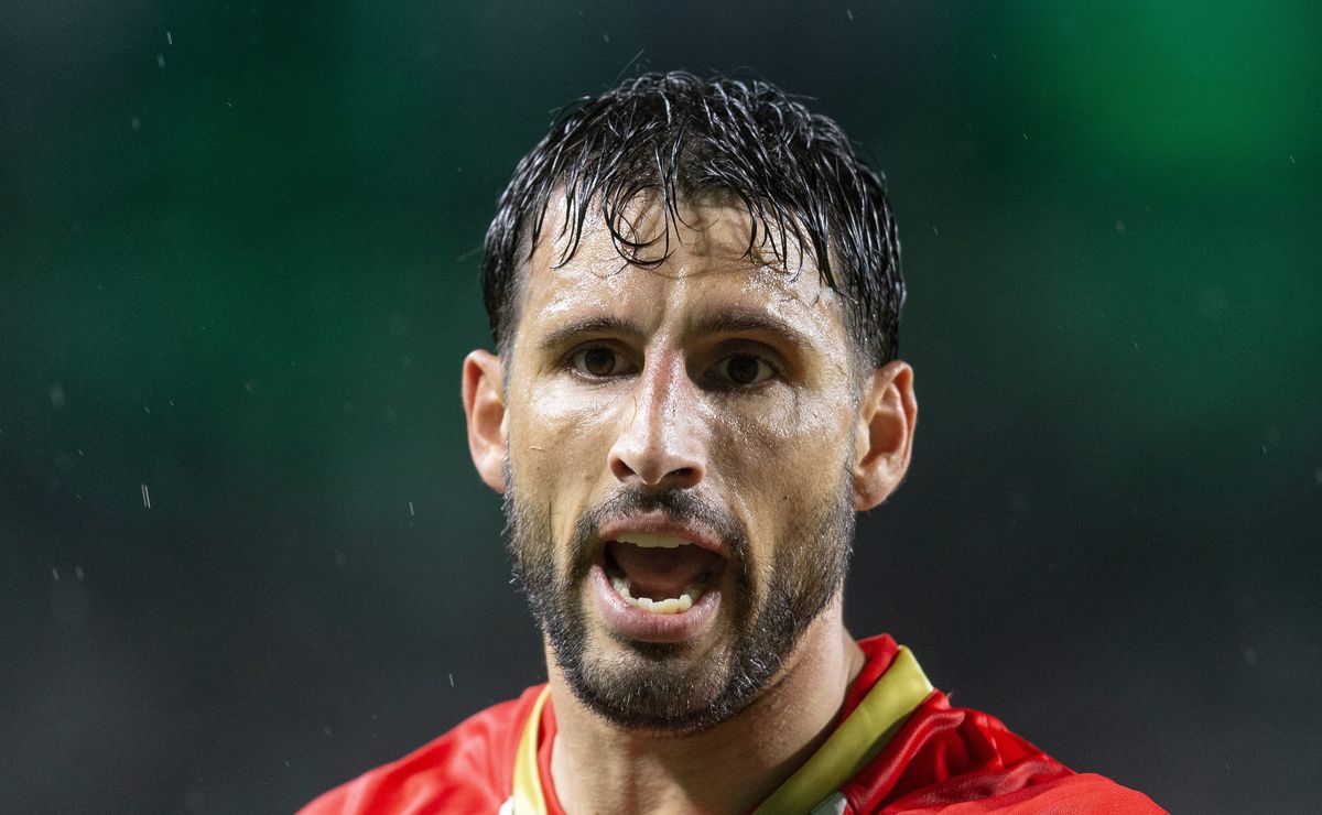 São Paulo mantém confiança em renovação com Calleri e não há negociação com o Flamengo