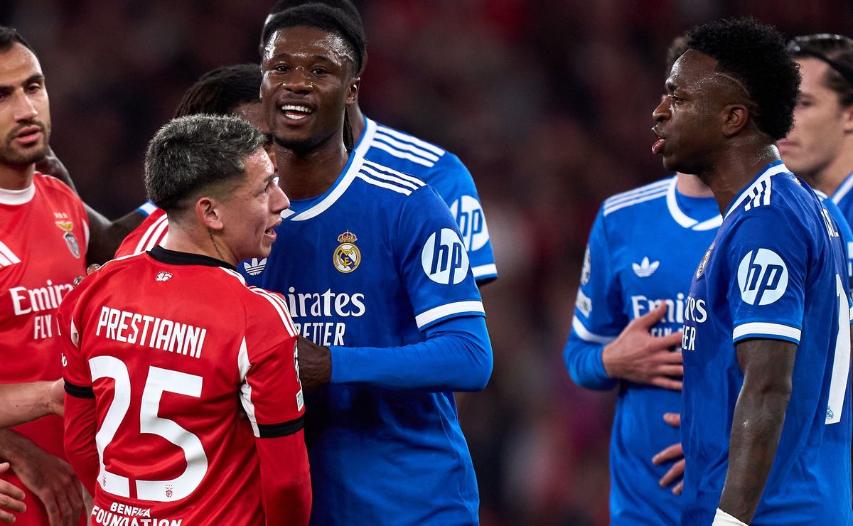 Prestianni é convocado pela Argentina na Data FIFA dias após cometer racismo contra Vini Jr