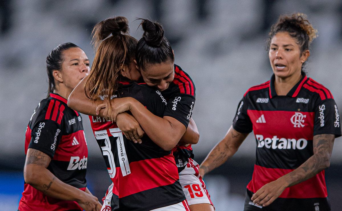 Flamengo pode assumir liderança do Brasileirão Feminino em caso de vitória sobre o Cruzeiro