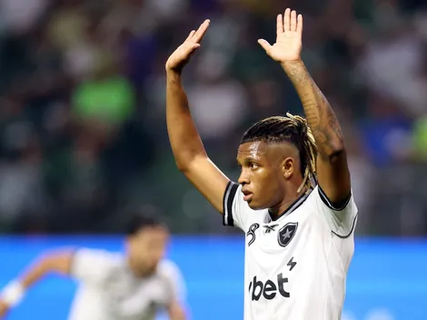 Botafogo perde e vê pressão crescer