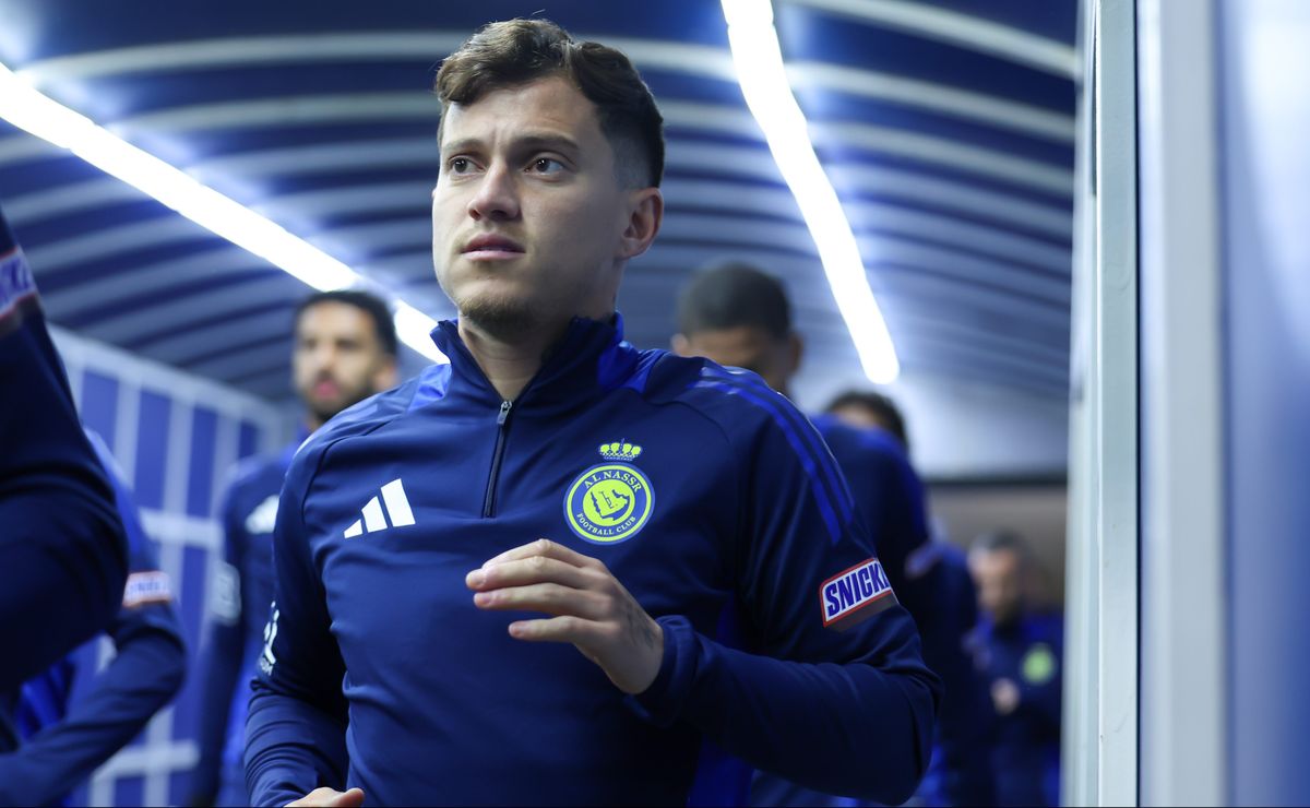 Grêmio descarta interesse em Otávio e afasta especulações recentes