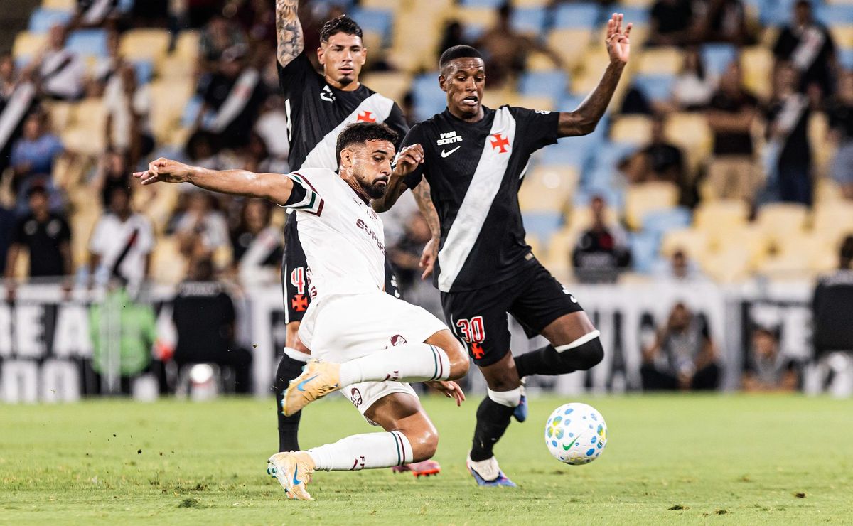Vasco vira no último lance com gol aos 49 e vence clássico contra o Fluminense