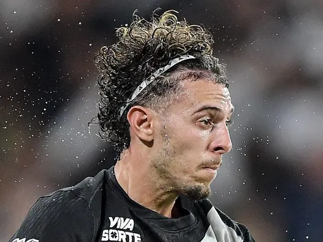 Gols de Nuno e Spinelli salvam o Vasco contra o Fluminense