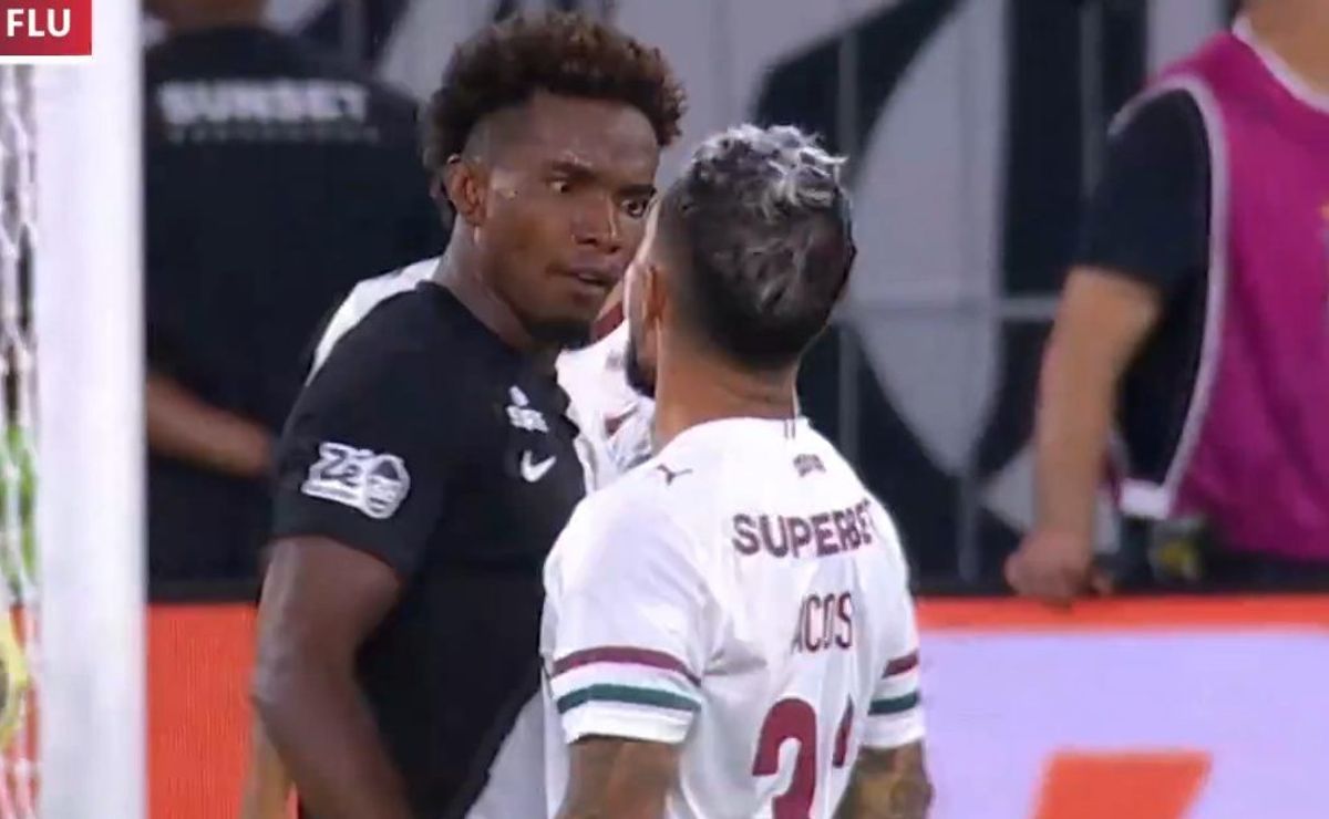Thiago Mendes e Lucho Acosta se enfrentam e geram confusão em Vasco x Fluminense