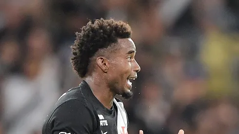 Thiago Mendes jogador do Vasco durante partida contra o Fluminense no estadio Maracana pelo campeonato Brasileiro A 2026. Foto: Thiago Ribeiro/AGIF