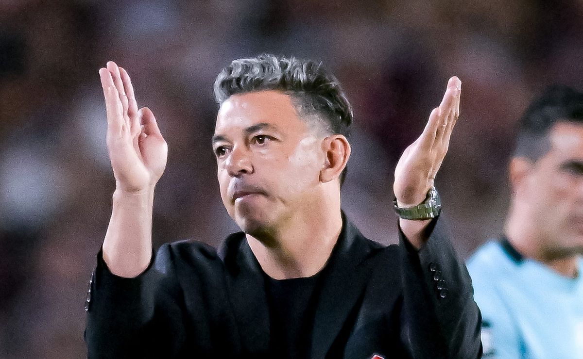 Gallardo aparece como possível substituto de Vojvoda no Santos, mas treinador argentino só quer assumir novo clube em junho