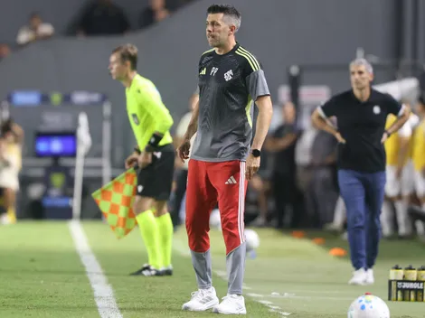 Pezzolano justifica escalação inusitada do Inter contra o Santos