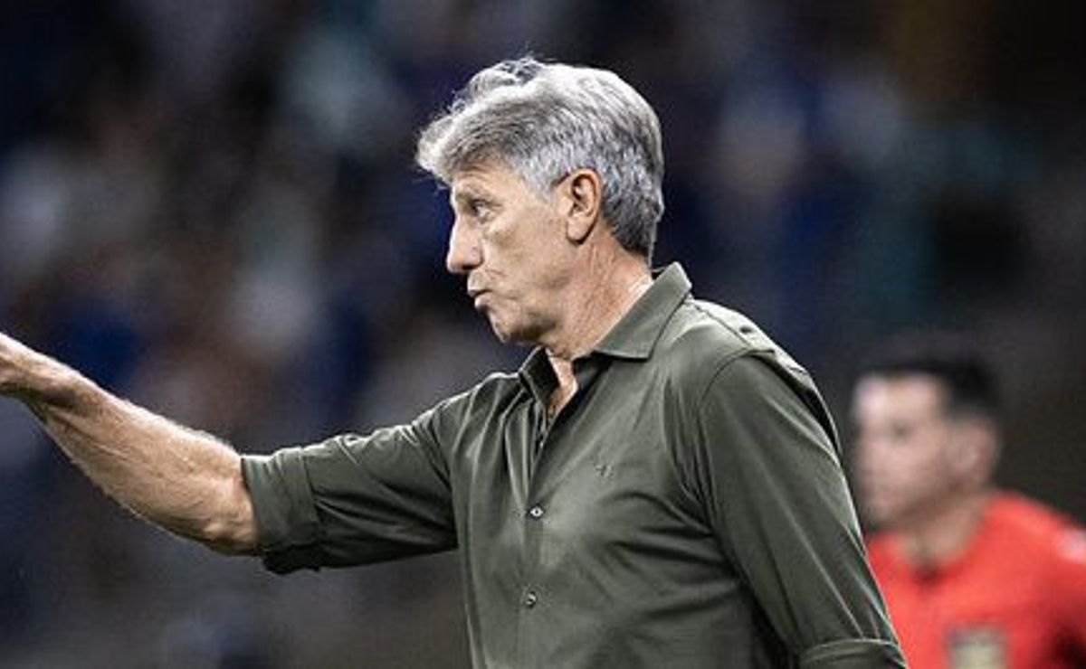 Renato valoriza grupo do Vasco e aponta ‘motivo’ da sequência invicta: “Os méritos são do grupo”