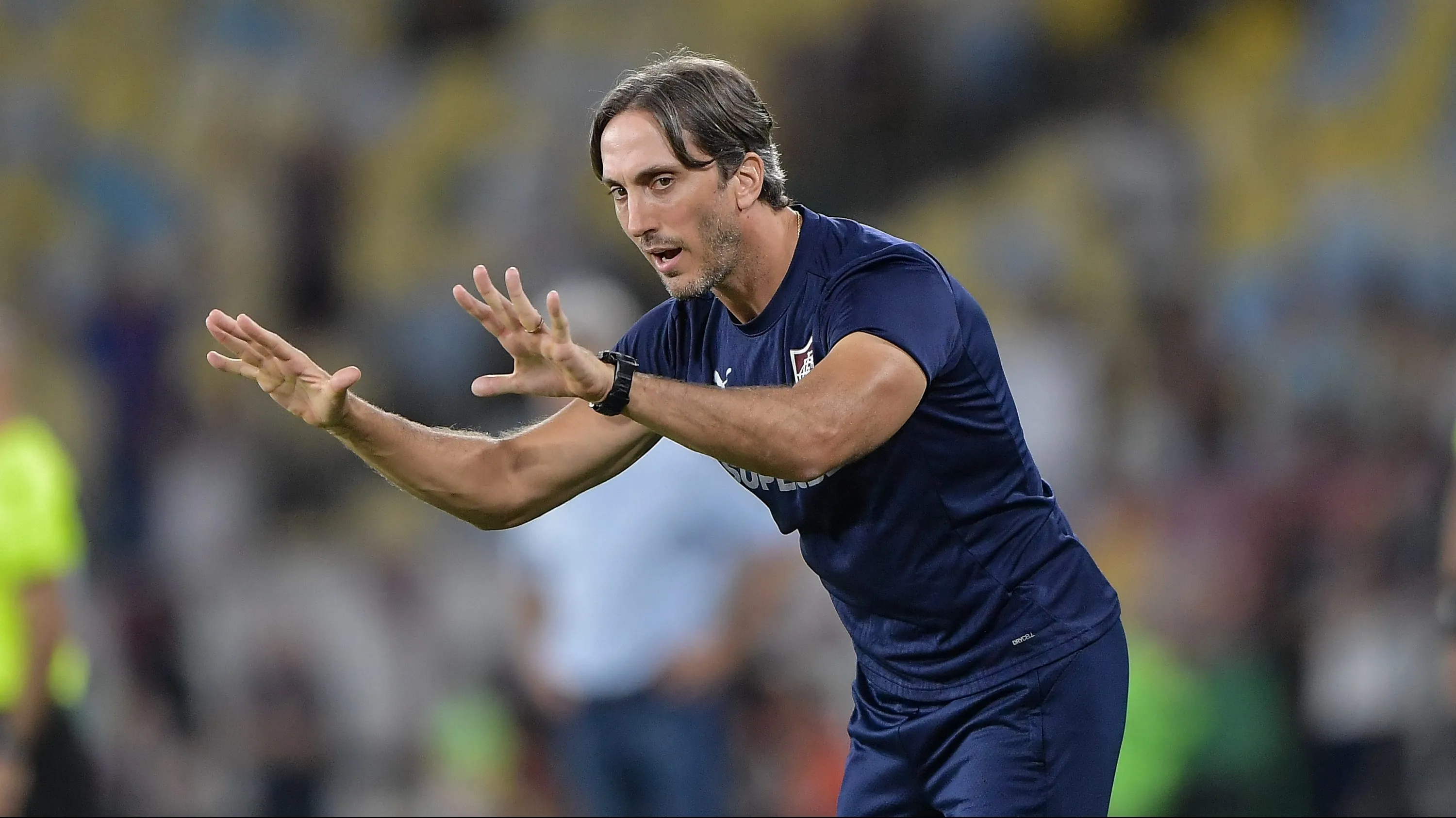 Zubeldía em ação no Clássico no Maracanã – Foto: Thiago Ribeiro/AGIF